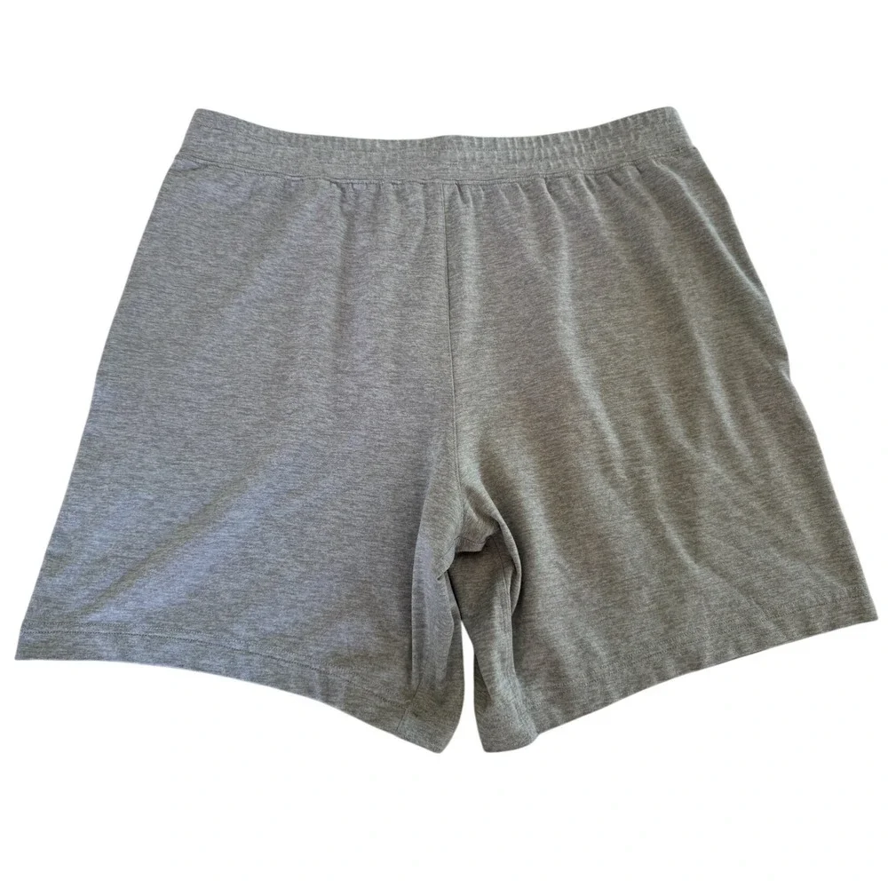 Alo Yoga Gray 6